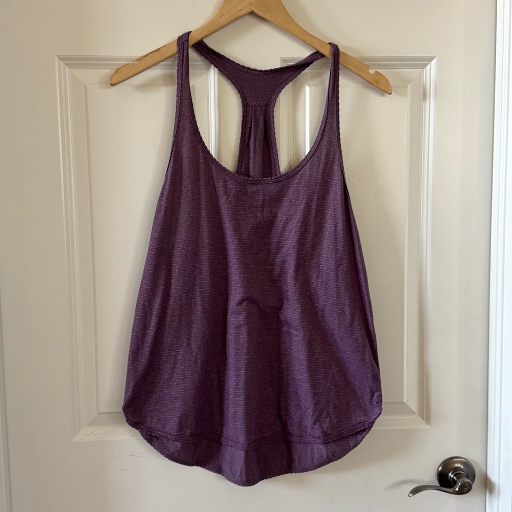 Lululemon 105 F singlet (seriously light luon) purple fog